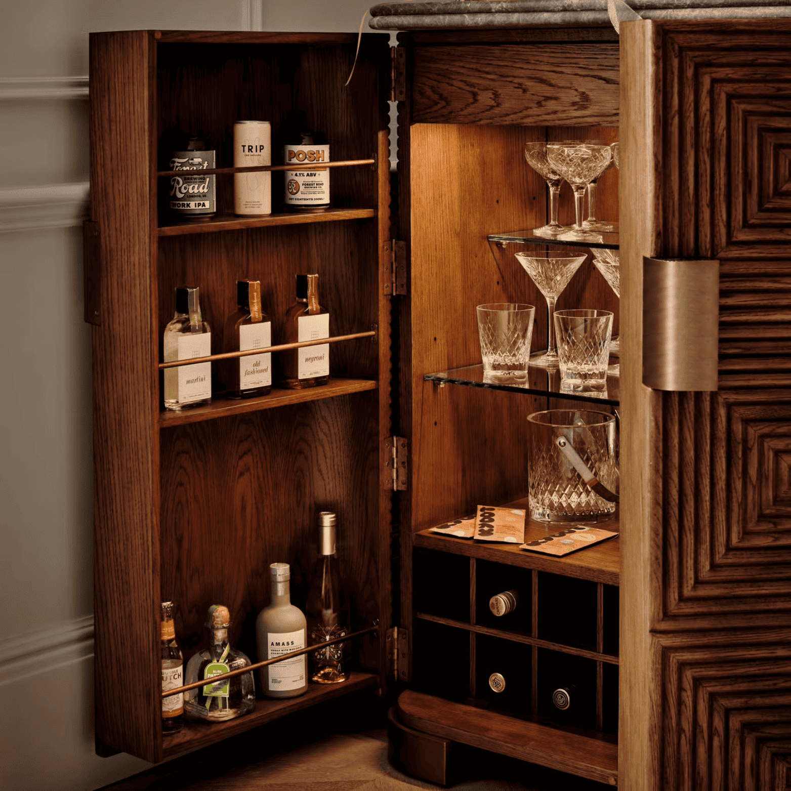 Vedi Bar Cabinet